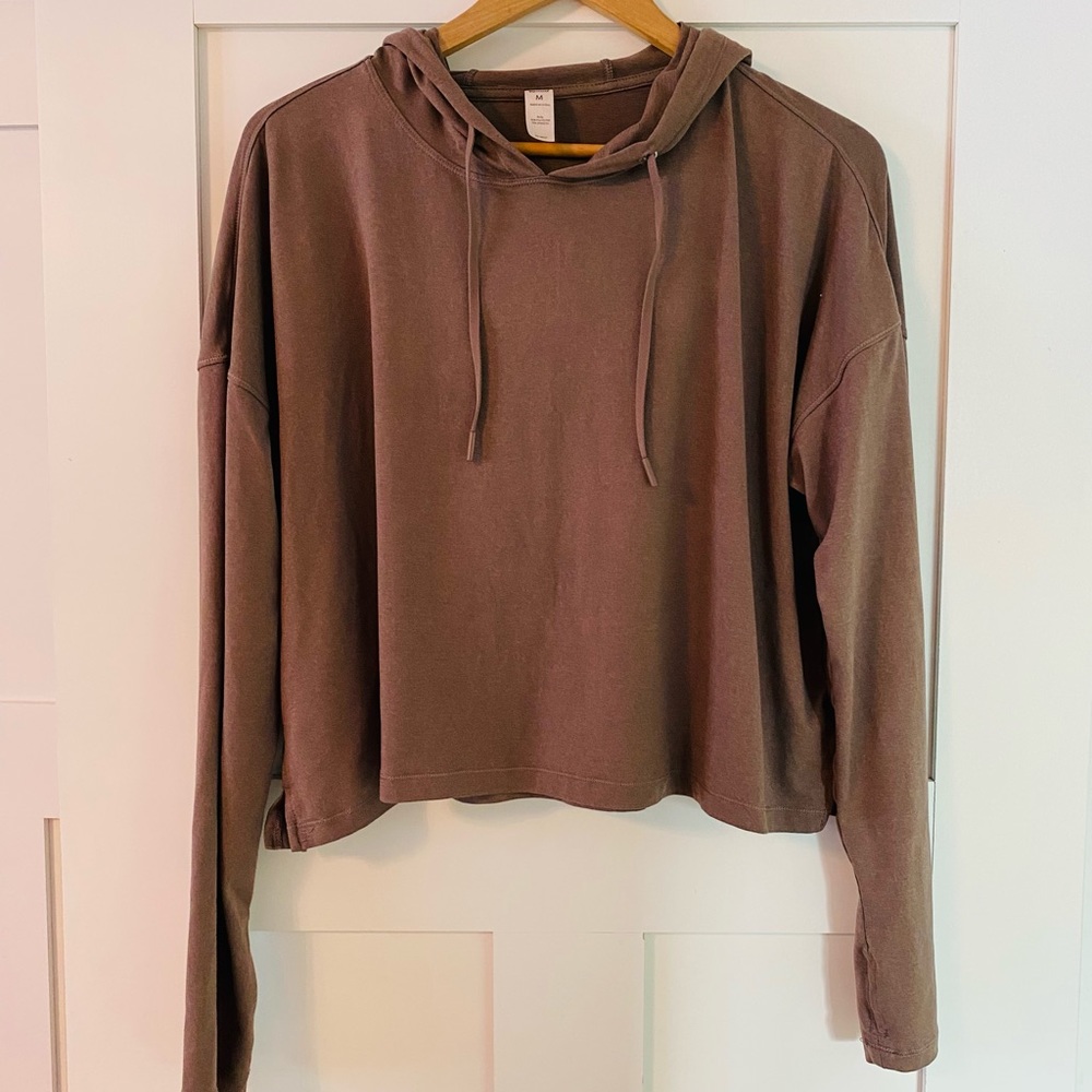 Bundle: Cropped hooded 90 degree pullover bundle